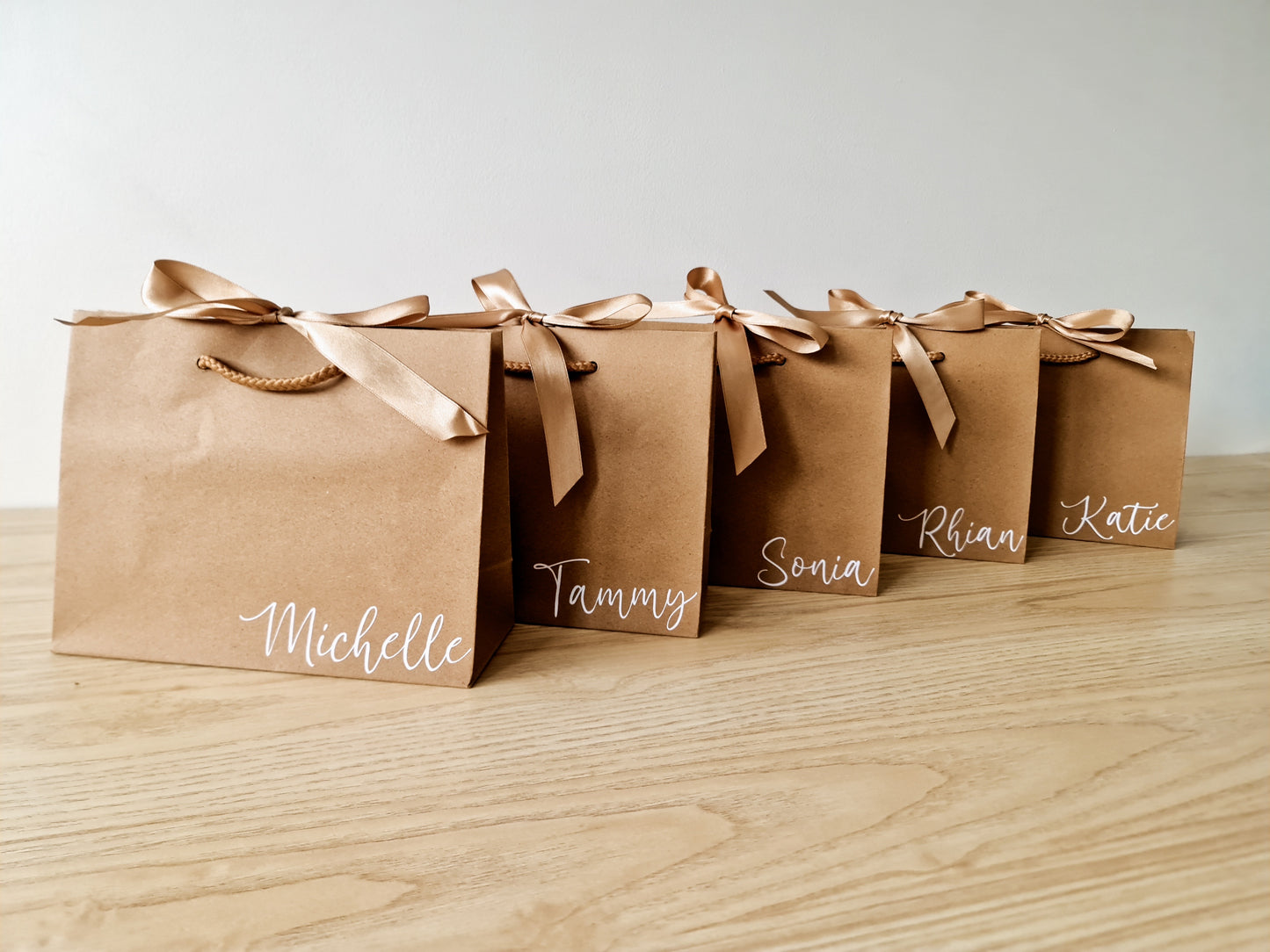 Personalised - Corner - Ribbon Tie Natural Rope Gift Bag