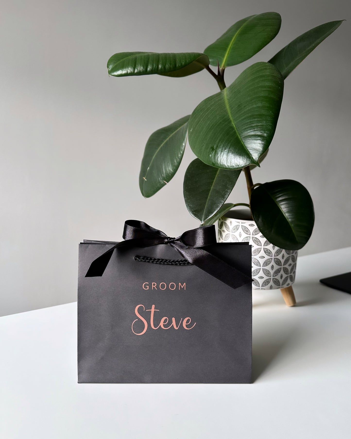 BLACK - Personalised - Name & Title Curly - Ribbon Tie Natural Rope Gift Bag