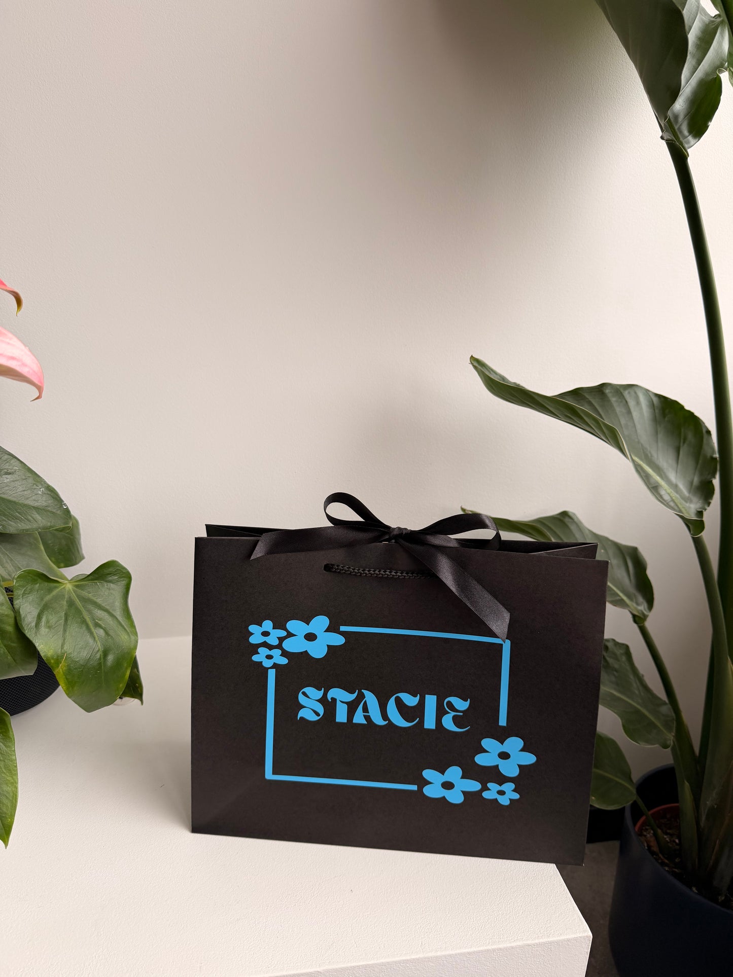 Personalised - Flower - Ribbon Tie Natural Rope Gift Bag