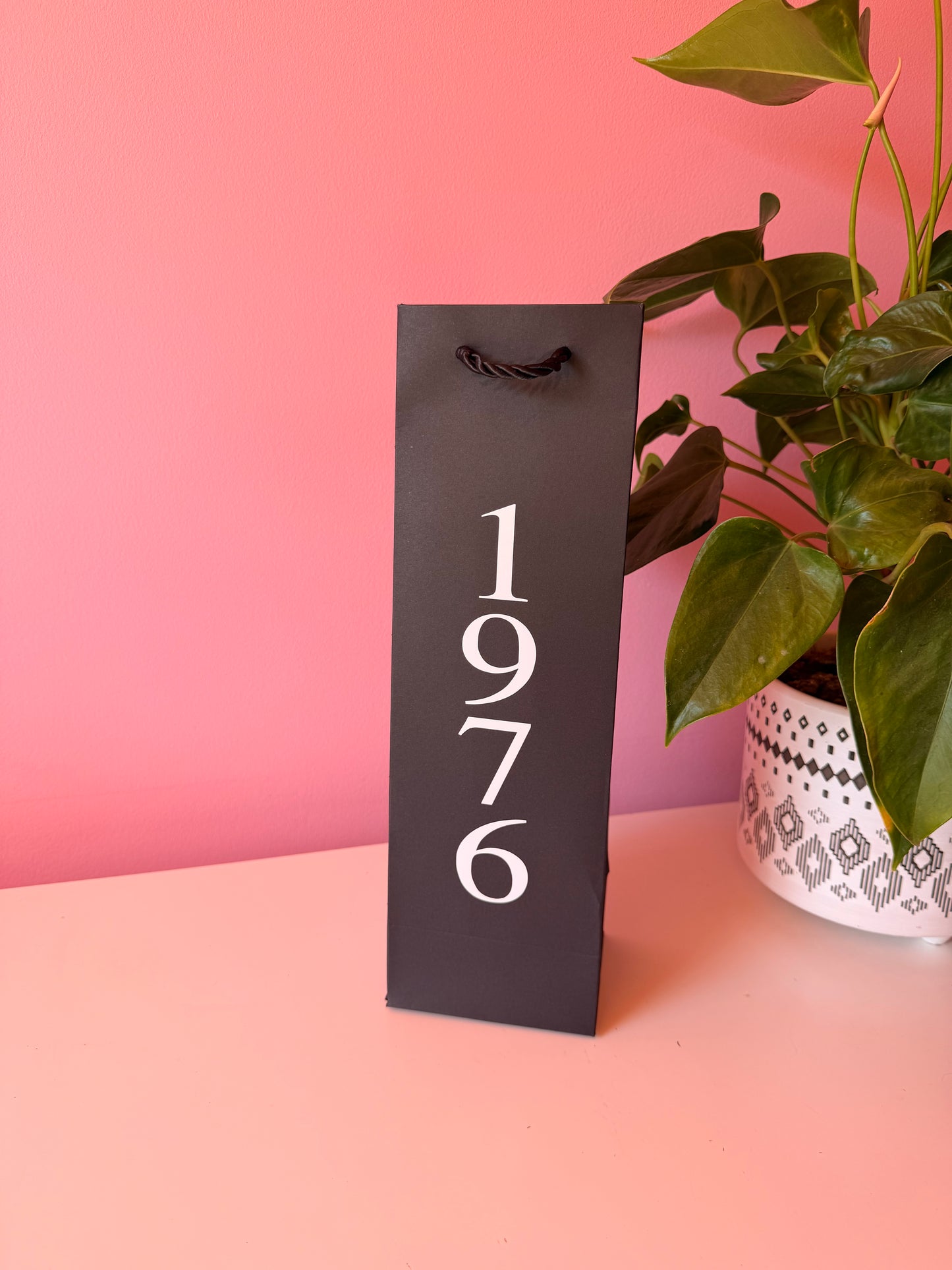 BLACK - Personalised Year - Wine Bottle Gift Bag Rope Handles