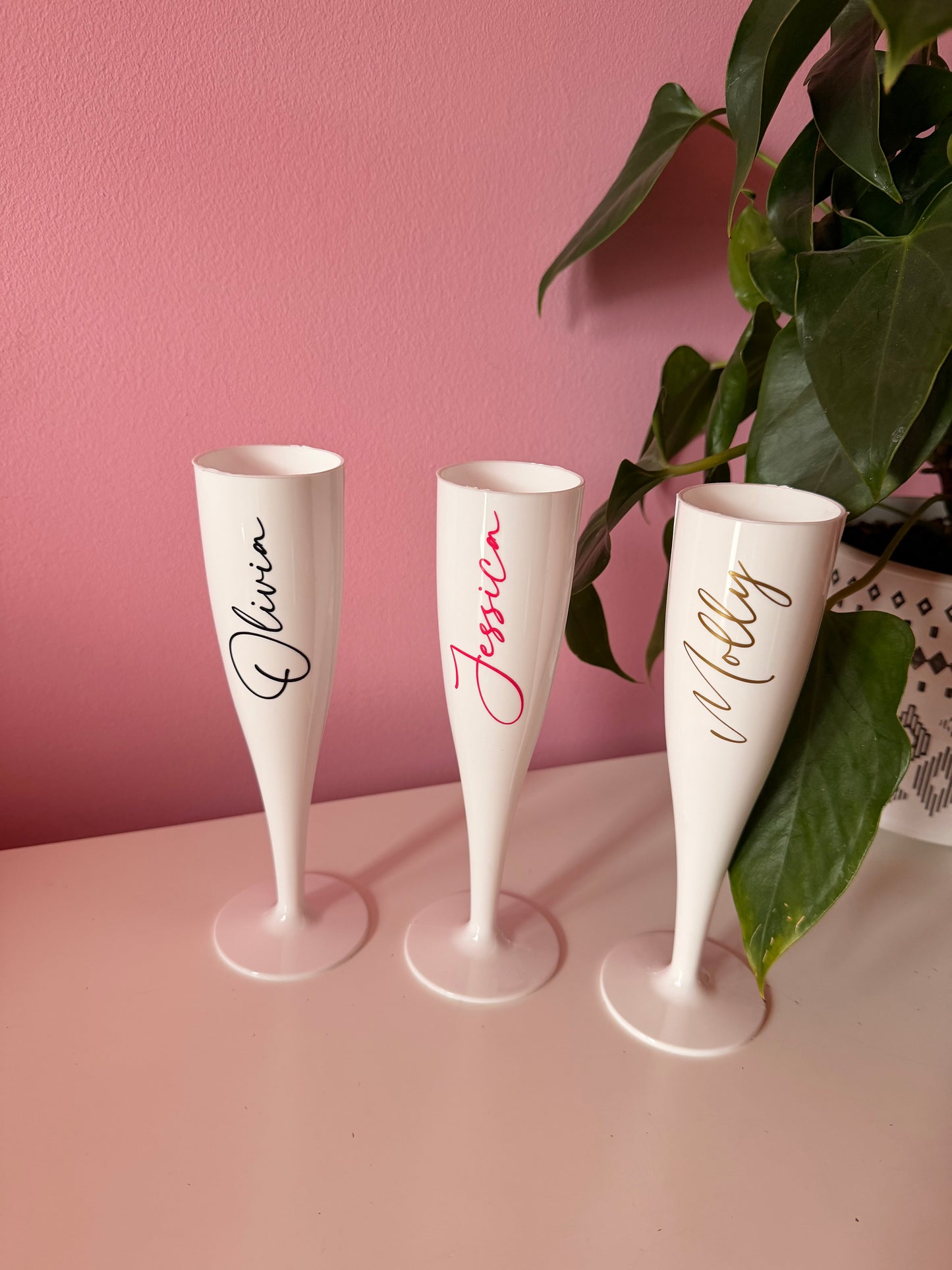 Personalised Name White Plastic Prosecco Flute – 175ml