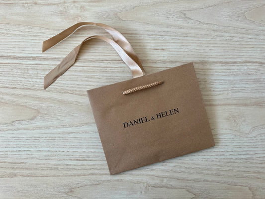 KRAFT - Personalised - Centre CAPITALS - Ribbon Tie Natural Rope Gift Bag