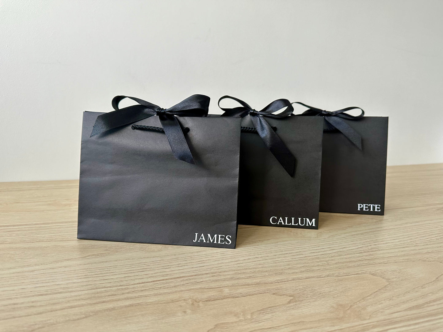 Personalised - Corner CAPITALS - Ribbon Tie Natural Rope Gift Bag